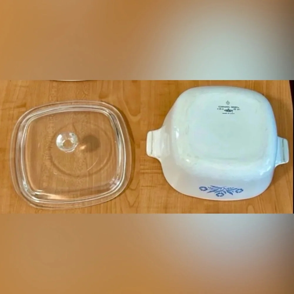 Vintage Corning ware cornflower blue set casserole dishes glassware dish & lid
